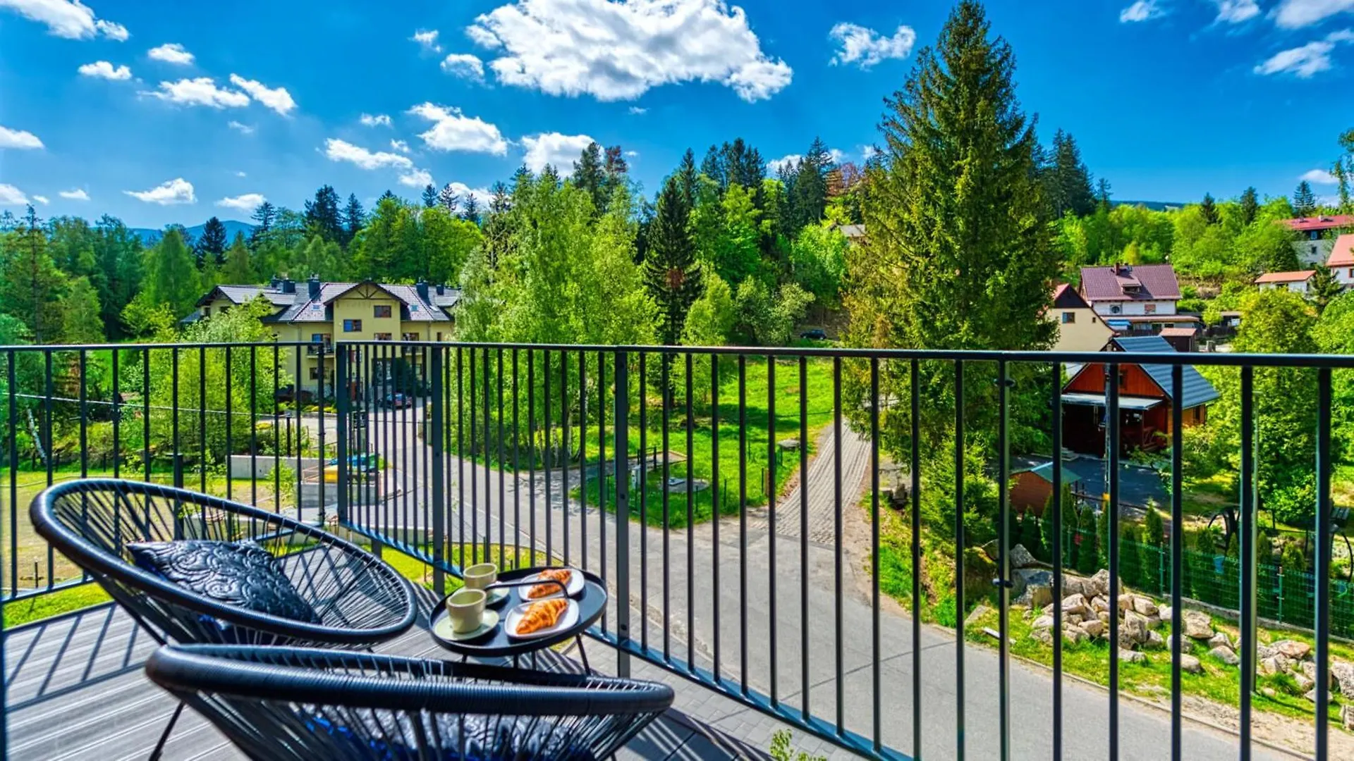 Apartamenty Sun & Snow Ostoja Parku Narodowego Szklarska Poręba 0*,  Polska